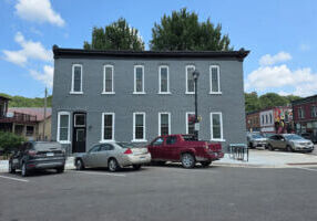 Parkway Place AirBnB in downtown Lanesboro, MN